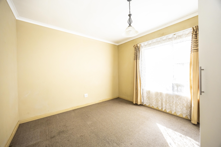 4 Bedroom Property for Sale in Cambridge West Eastern Cape